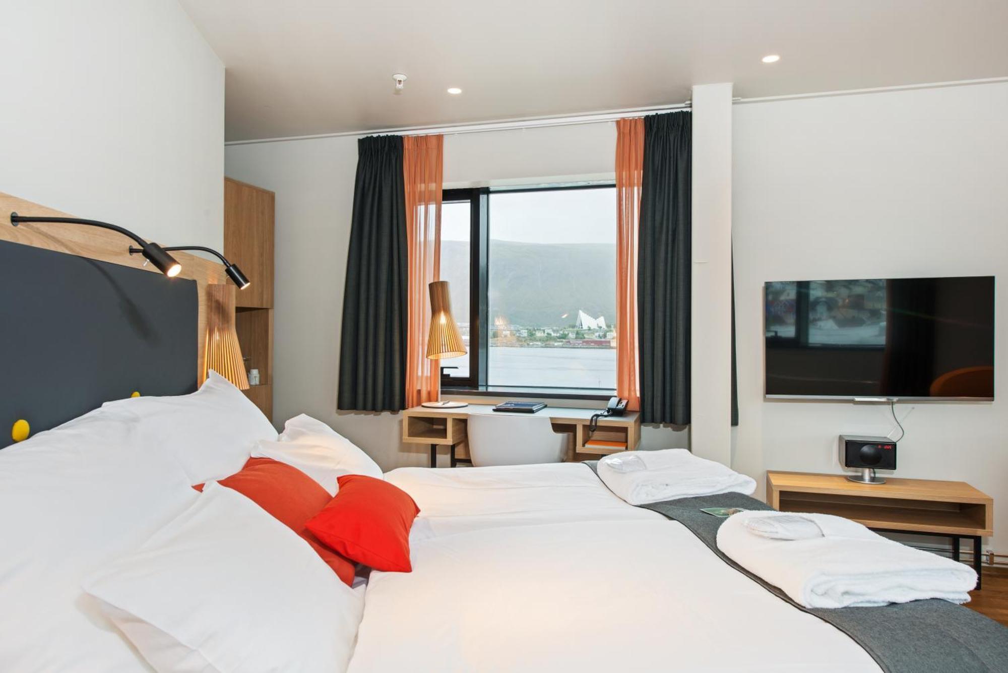 Junior Suite,1772123684:JPEG